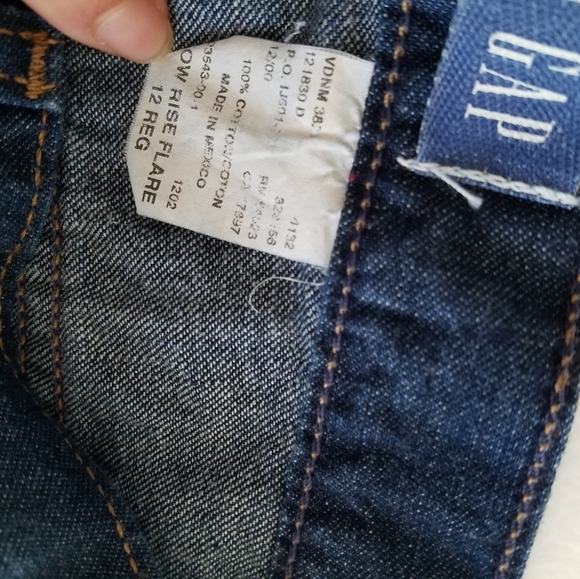 GAP Women's Low Rise Flare Dark Blue Denim Jeans  Size 12 Reg - Picture 9 of 10